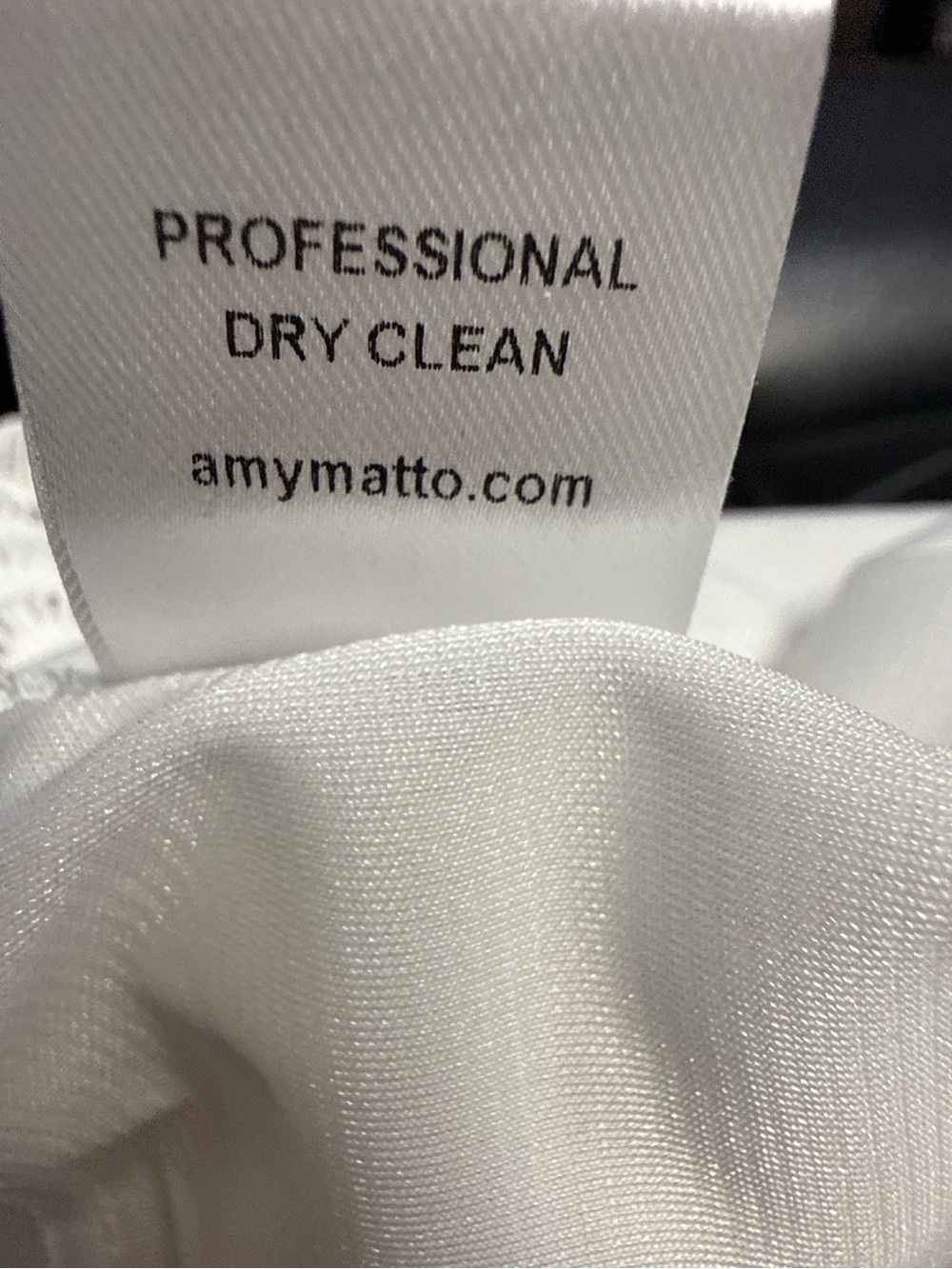 Amy Matto White Textured Bodycon Midi Dress Size Small - Picture 9 of 11